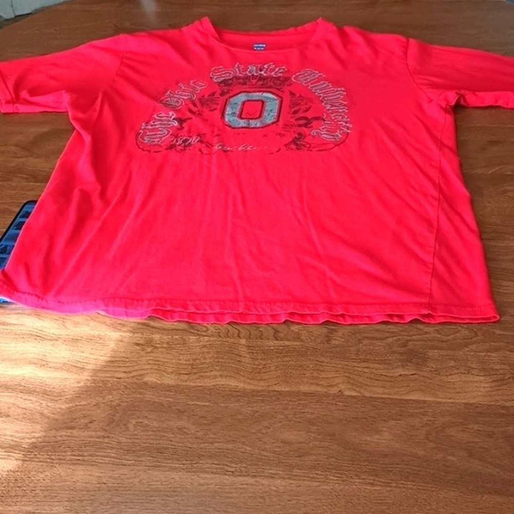 🌻3 for $12🌻The Ohio State short sleeve t shirt size boys Large